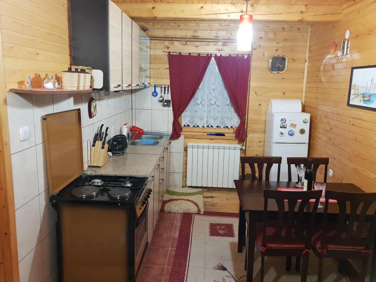 Guest House Anka Zabljak  Ngoại thất bức ảnh