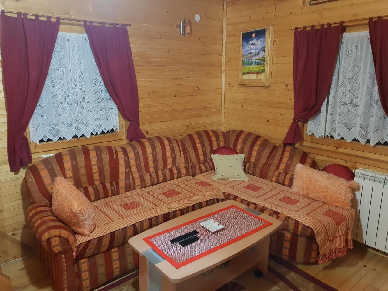 Guest House Anka Zabljak  Ngoại thất bức ảnh